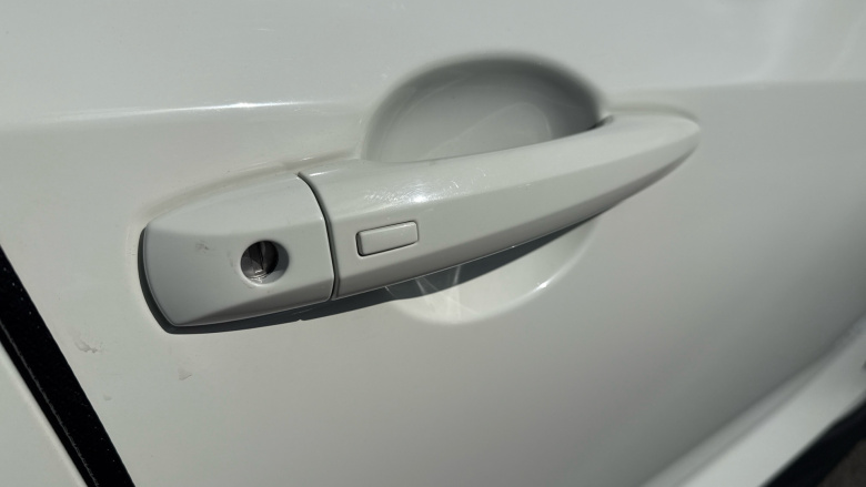 Nissan Juke 1.6 Hybrid Tekna 5dr Auto Hybrid Hatchback